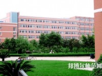 成都城市建設(shè)技工幼兒師范學(xué)校2023年報(bào)名條件、招生要求、招生對象