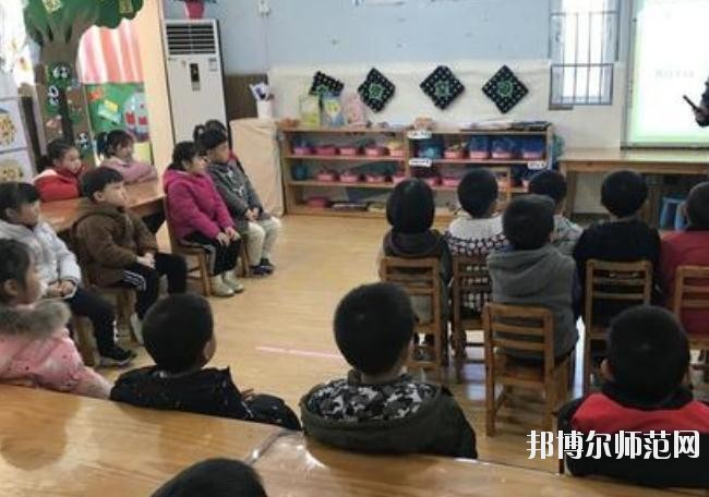 廣州2020年讀幼師學(xué)校學(xué)什么有前途