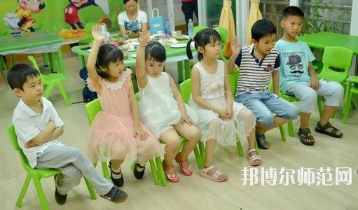 遵義2020年適合女生的幼師學(xué)校專業(yè)