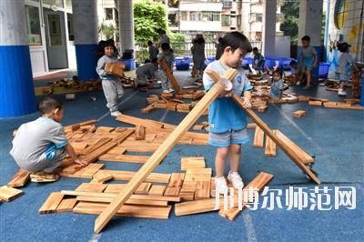 雅安2021年讀幼師學校讀什么專業(yè)好