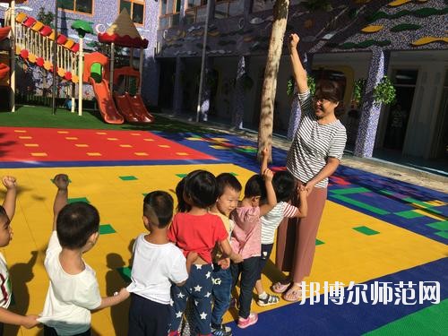 雅安2021年初中生可以上的幼師學(xué)校