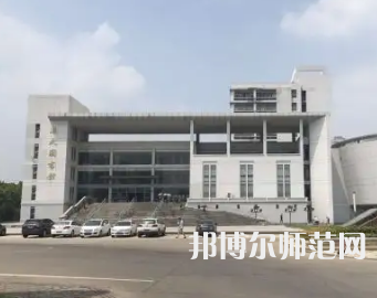 安徽大學(xué)師范學(xué)院龍河校區(qū)2023年報(bào)名條件、招生要求、招生對(duì)象